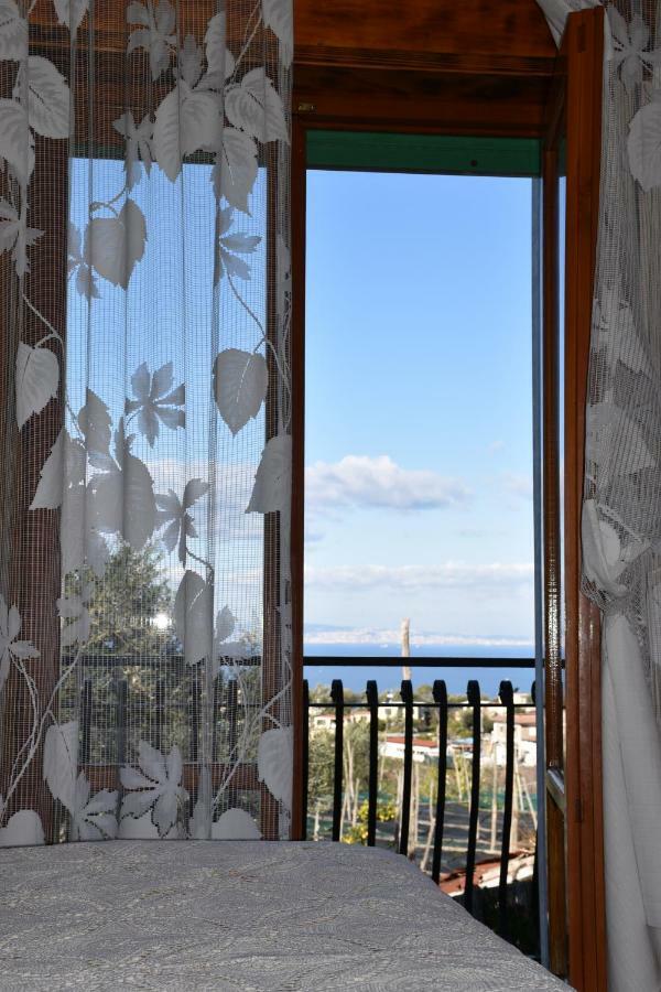 Casa Dei Limoni Lägenhet Massa Lubrense Exteriör bild