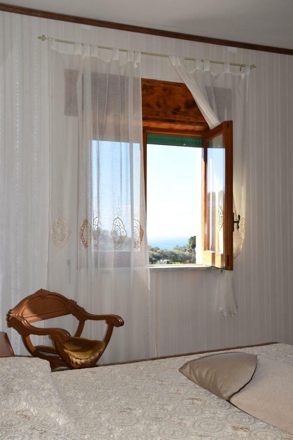 Casa Dei Limoni Lägenhet Massa Lubrense Exteriör bild